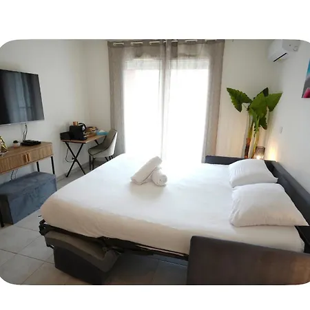 Modern Avec Terrasse Et Parking A 15 Min De Cannes *
